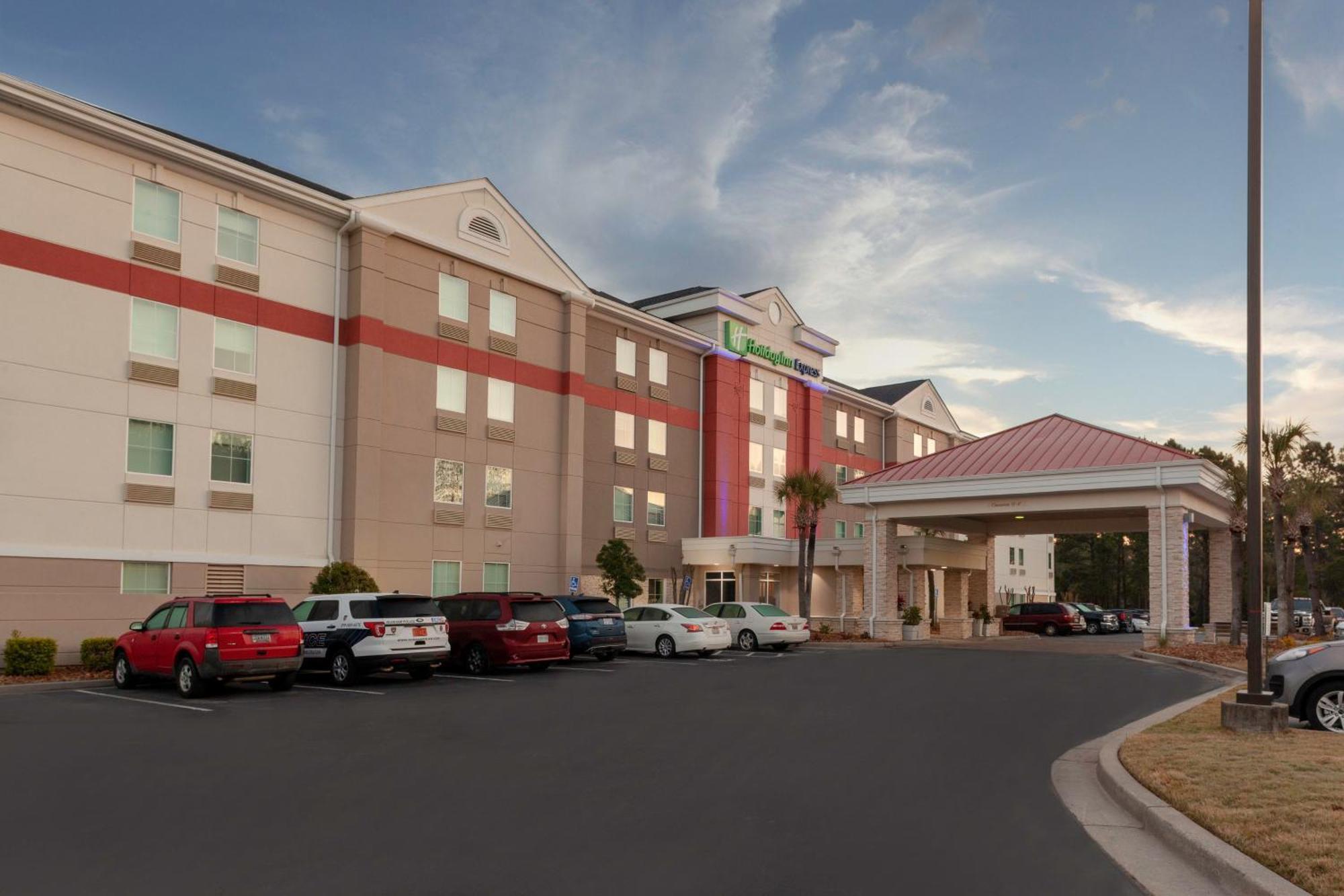 Holiday Inn Express Myrtle Beach-Broadway At The Beach By Ihg Zewnętrze zdjęcie