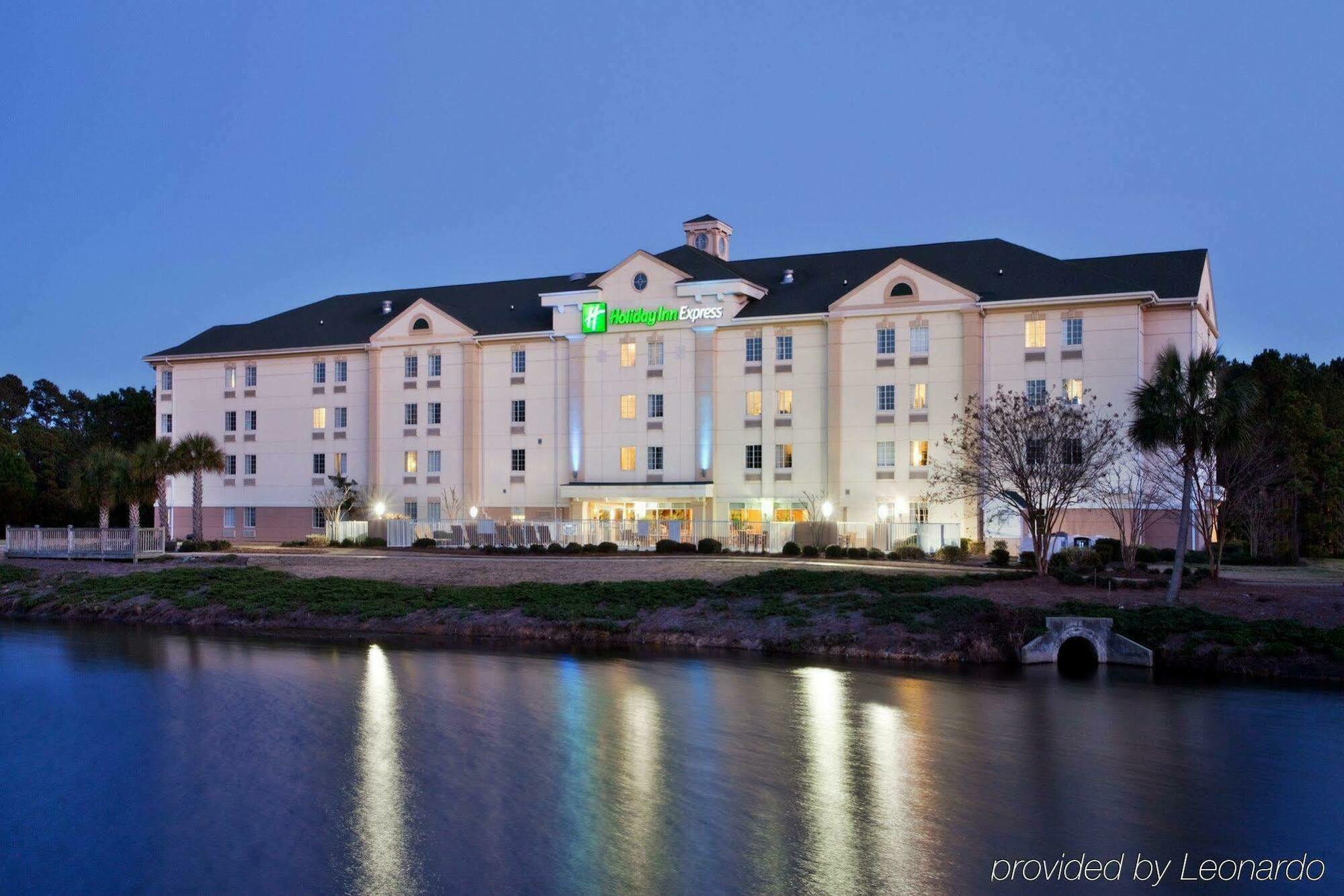Holiday Inn Express Myrtle Beach-Broadway At The Beach By Ihg Zewnętrze zdjęcie